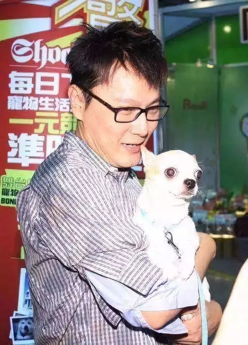 40年傾資百萬救治流浪貓狗,他是情歌王子也是愛心大使!他說:它們是生命,不是玩具