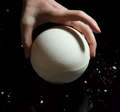 做蛋糕也要3D建模?這個把建築放進蛋糕的烏克蘭姑娘,驚艷眾人