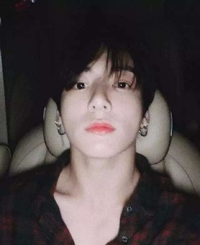 BTS柾國被粉絲喊剪頭髮之後,果真剪了短髮,對粉絲們太好了 – idolworld