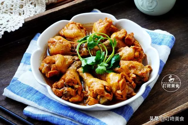 雞翅的懶人做法,不用炒不用炸,往鍋裡一丟鮮香營養