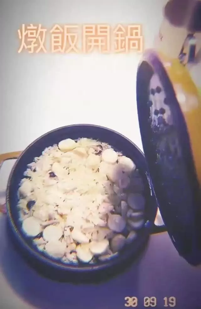 細節看教養!賈靜雯老公為女兒做營養餐,咘咘波妞吃相萌翻:教養是裝不出來的