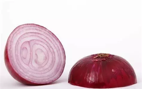 洋蔥號稱「蔬菜皇后」,它到底有什麼功效?哪種人真心不能吃?