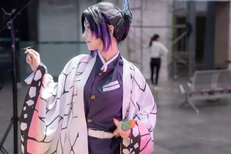 鬼滅之刃神還原的CosPlay蝴蝶忍,看到真人瞬間淪陷了!