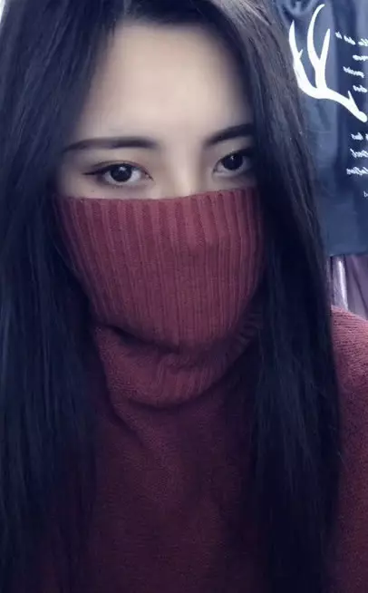 口罩小姐姐意外走紅!前一秒驚艷動人,後一秒竟讓人懷疑人生!