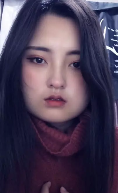 口罩小姐姐意外走紅!前一秒驚艷動人,後一秒竟讓人懷疑人生!
