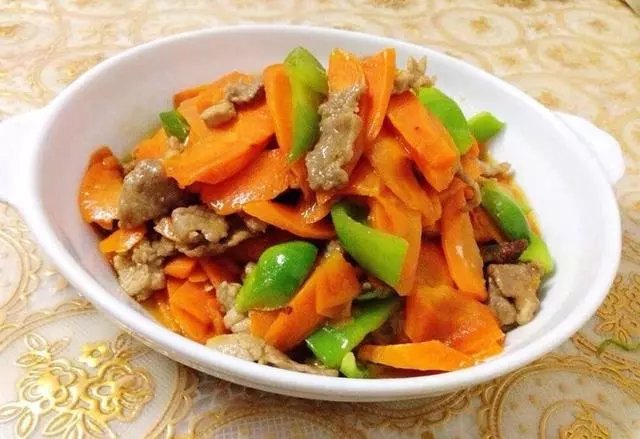 一根胡蘿蔔,百搭食材,分享10種胡蘿蔔經典做法,口感營養均衡