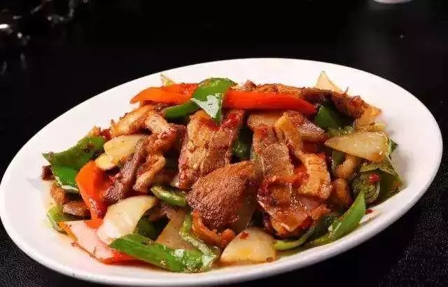 一根胡蘿蔔,百搭食材,分享10種胡蘿蔔經典做法,口感營養均衡