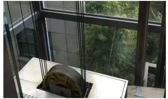 快告訴你的家人好友,這7個電梯謠言別再信了!