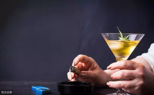 曾志偉尿酸超標,只能靠輪椅出行?原來都是「它」惹的禍