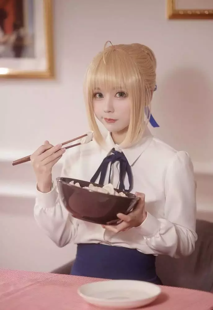 鬼滅之刃神還原的CosPlay蝴蝶忍,看到真人瞬間淪陷了!