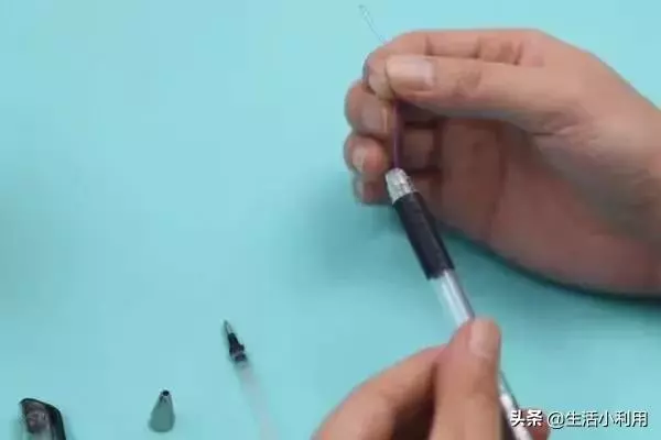 縫衣服穿針困難怎麼辦?只需一支筆,方法又快又准很實用