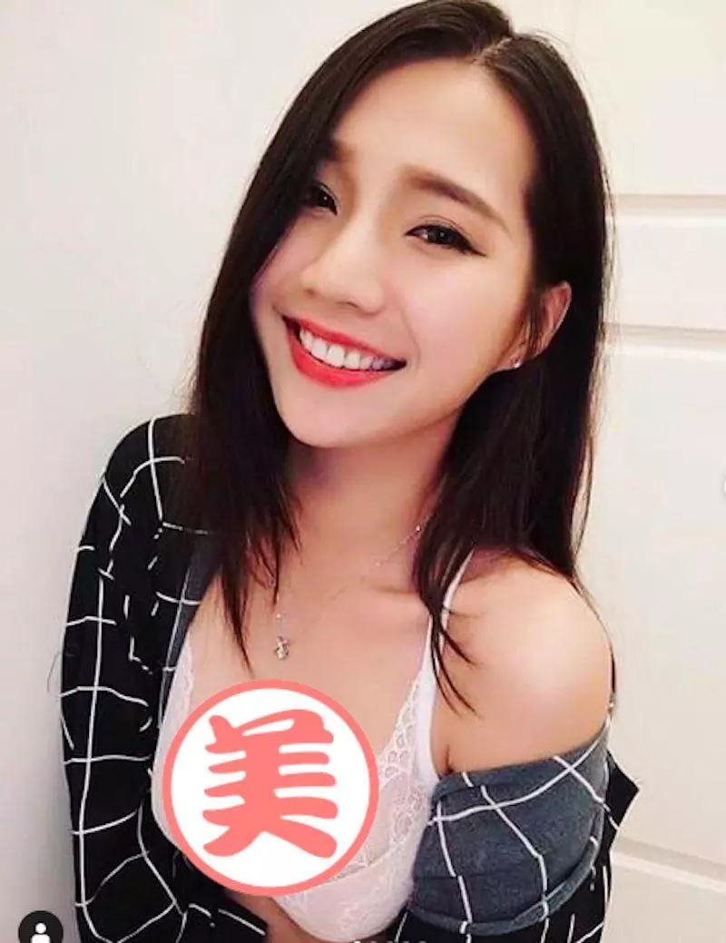 174CM「長腿辣模」黃小萱Anita不只美腿可觀,還偷藏「雙份大饅頭」也好美味!