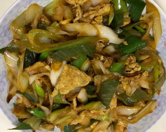 今天不知道吃什麼的,就來試試這14道雞蛋小炒,簡單經濟實惠