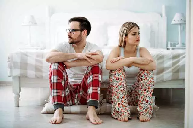 夫妻親熱也得講究時間?提醒:再怎麼心急,這7個時間段都得緩緩 !