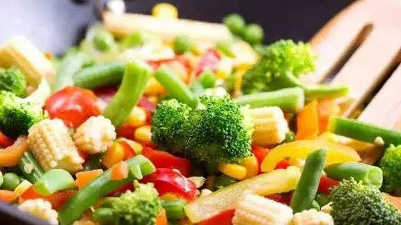 補充維生素C不只有水果,豌豆苗、大頭菜營養豐富,口味也更獨特