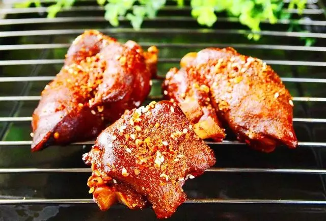 20種大豬蹄的家常做法,味道堪比熟食店,肉質軟綿,讓人慾罷不能