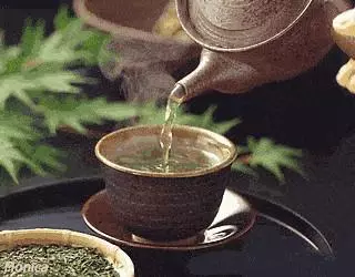 為啥中國人都喝熱水,老外卻喝冰水?今天為你揭秘 !