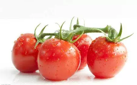 4種食物是高尿酸的「天然剋星」,每天吃一點,痛風不敢找上門 !