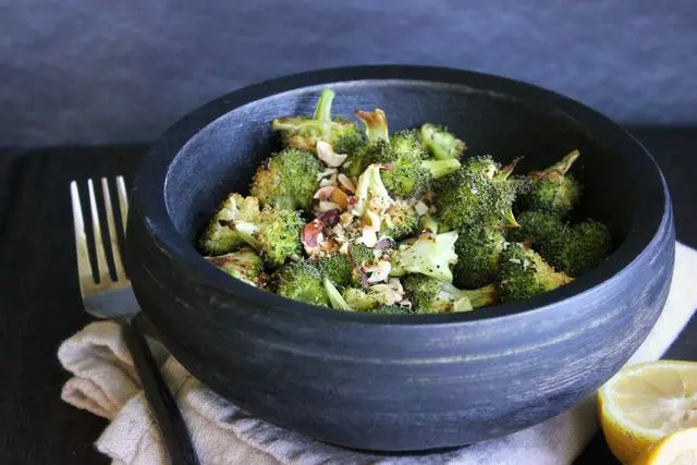 西藍花的19種做法,簡單好做,孩子很愛吃,比吃肉還香