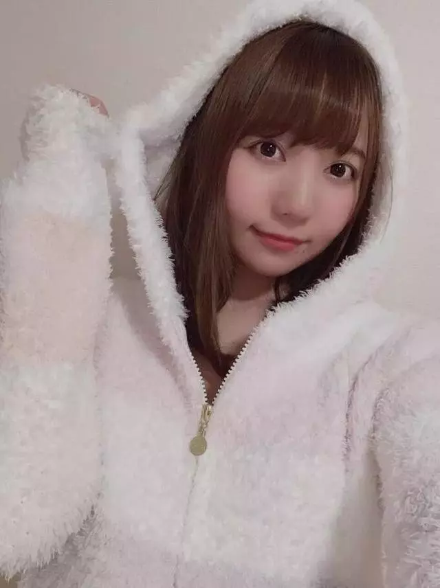 因為仙狐小姐,這名美女聲優躋身一線,還自爆每週只換一次浴缸水