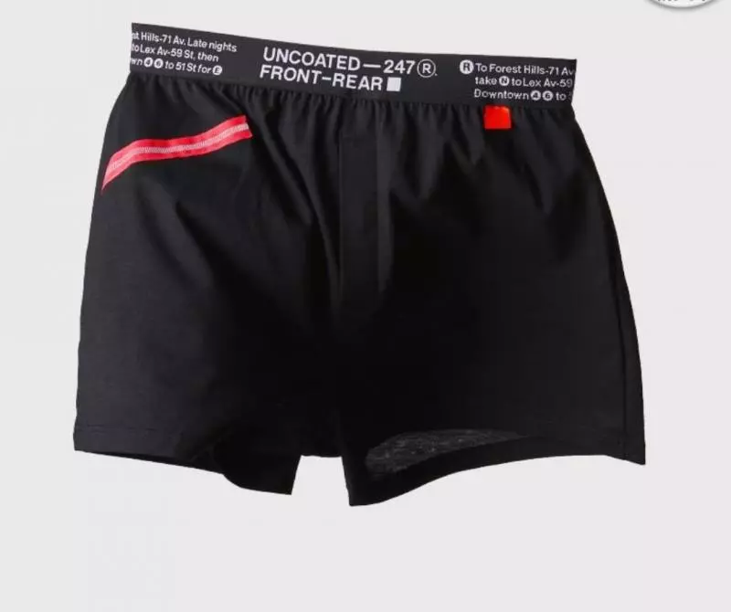 男友喜歡晚上不穿衣服睡覺導致女友嫌棄棉被有嚴重異味 網友:「怎麼看圖片就有味道飄過來的感覺」
