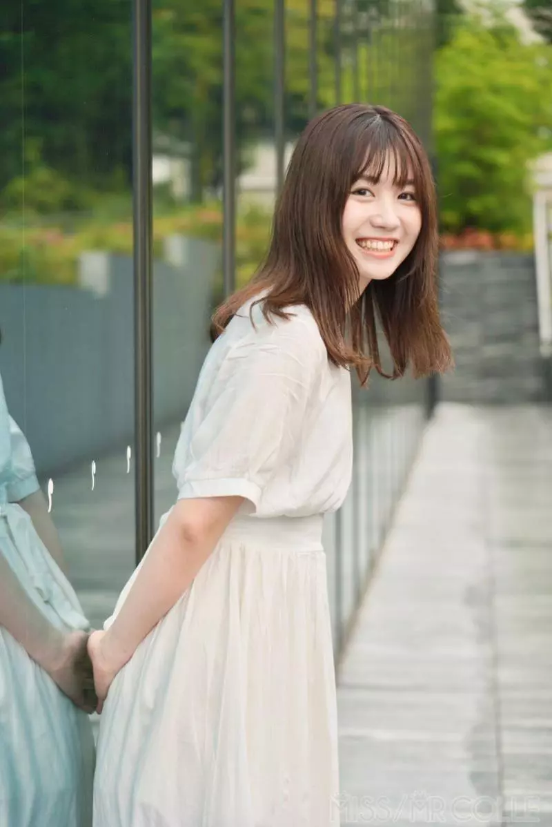 未來準工程師!通訊工程系正妹「椎葉はるか」馬尾水手服+新海誠感夕陽回眸美到不科學