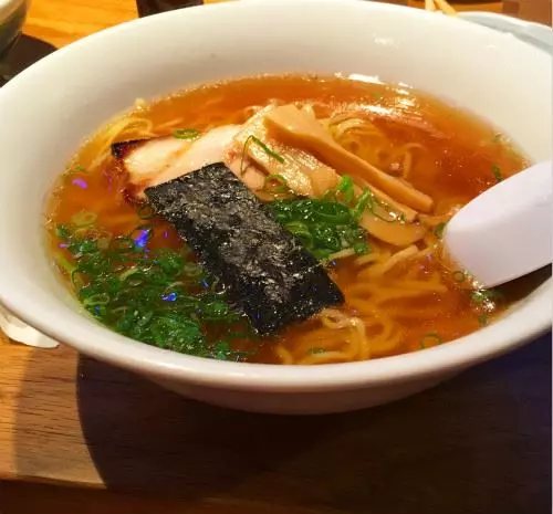 【日本居酒屋小知識】日本人都怎麼點餐？必點的下酒菜有哪些？日本人拿拉麵當下酒菜？