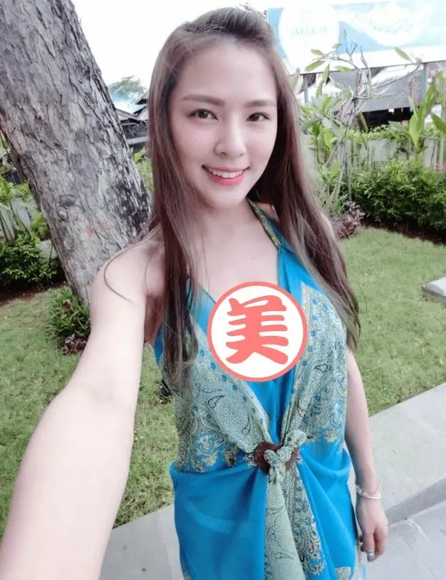 雞排妹身材等級有多高?鄉民喜新厭舊,狂推「超狂新女神」讓鄉民都大讚:只服她一人!
