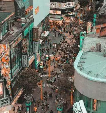 勵志人生:路,要靠自己走。