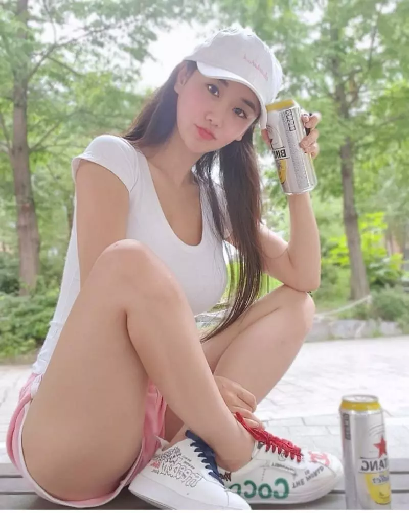 Candy小姐姐的運動服裝,網友發言看到也醉了