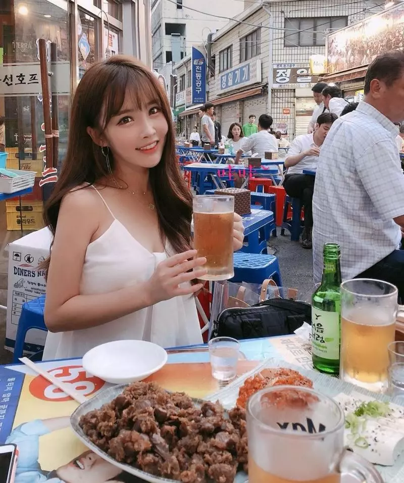 出賣我漂亮同事的IG,裡頭有太多她的美麗照片! ! !