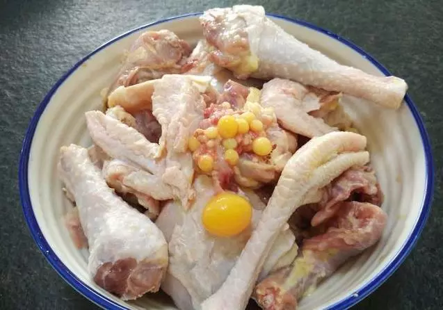 雞湯怎麼燉最好喝,「香菇紅棗雞湯」這道湯一定要多喝,遠離感冒增強免疫力!