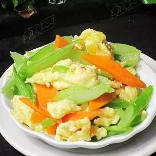 芹菜味美價廉,分享10種家常做法,吃的健康,還能多下飯