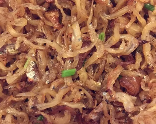 小銀魚的20種做法,香嫩可口,食客排隊也要買,忘不了的味道