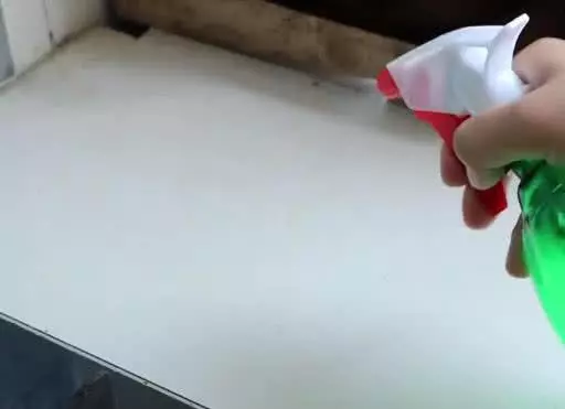 不要再用小蘇打去除油污了,加點它去油效果翻倍!快試試吧 原文網址:https://kknews.cc/home/lqm