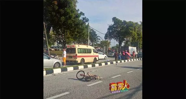 八旬老婦騎腳車 越馬路被撞斃