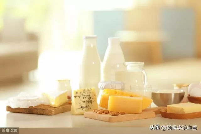 補鈣效果「出色」的10種食物,比吃保健品管用,這幾類人不要吃