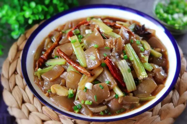 8道比肉還要好吃的素菜,做法簡單營養足,上桌就被搶光