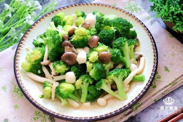 8道比肉還要好吃的素菜,做法簡單營養足,上桌就被搶光