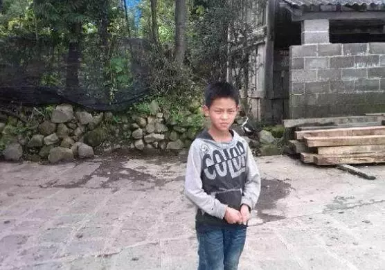 一口咬定兒子不是親生,男子鐵了心要離婚,10年後看到兒子蒙了