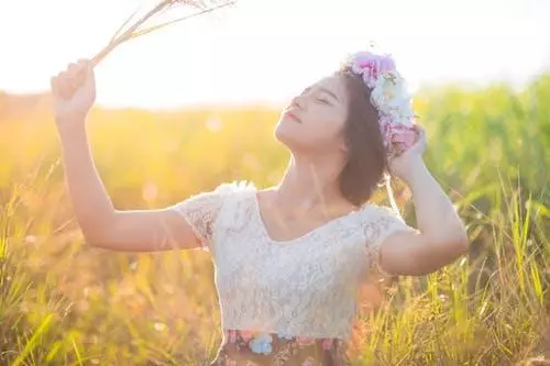 「女人在婚姻里,最掉價的行為是什麼?」一個離婚女人給你提個醒 !