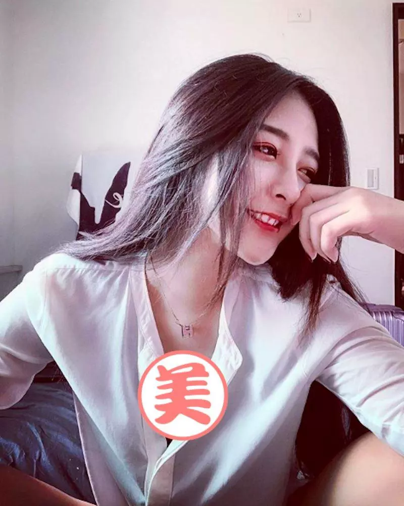 台泰混血「健身女孩」湘綾身材太惹火~「滿滿性感地帶」幾乎要衝破衣服的封鎖線啦!