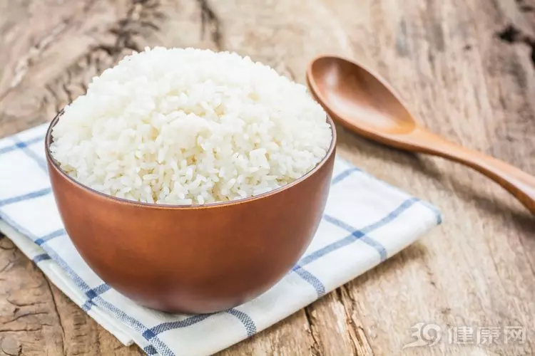 終於找到糖尿病的「元兇」了!醫生提醒:3種食物,讓血糖值飈高!