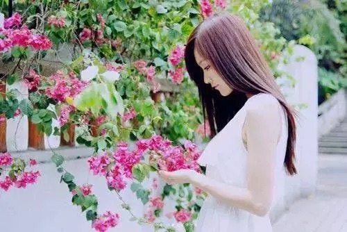 永遠不要從別人嘴裡去認識另一個人 !