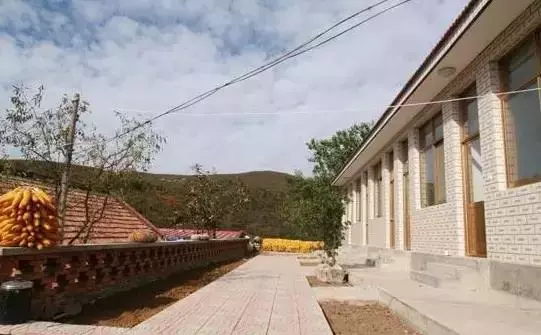 俺嫁給老公只分到一間房,小叔子結婚要占用,要掏錢他不願意