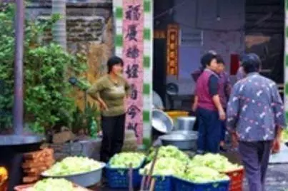 俺嫁給老公只分到一間房,小叔子結婚要占用,要掏錢他不願意