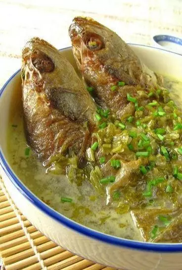 鮮美濃郁的14種魚湯的做法,連吃10天也不膩,看著就流口水