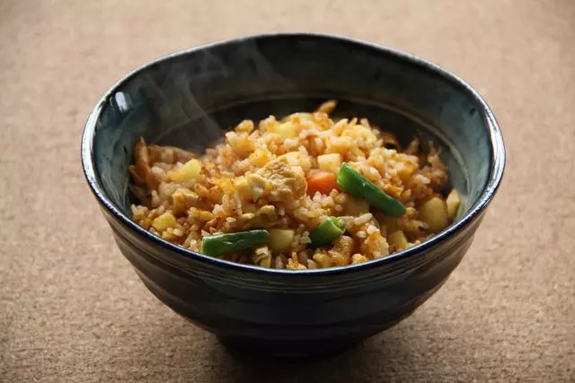 香味十足的14種炒飯做法,個個簡單易上手,家家都在吃