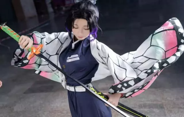 《鬼滅之刃》神還原的Cosplay胡蝶忍,看到真人瞬間心動了