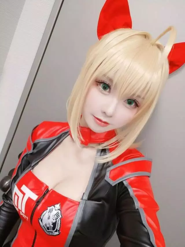 《鬼滅之刃》神還原的Cosplay胡蝶忍,看到真人瞬間心動了